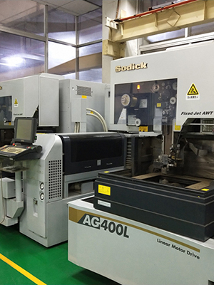 Токарный станок с ЧПУ FANUC  