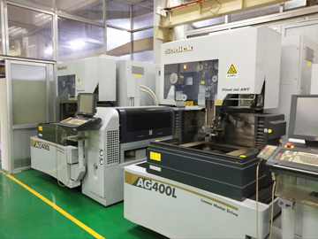 Токарный станок с ЧПУ FANUC  